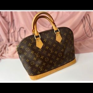 Louis Vuitton Alma MM